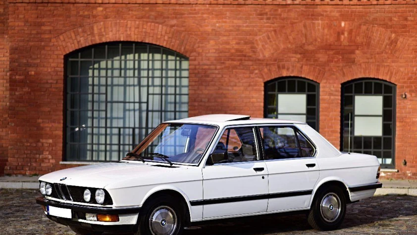 BMW Seria 5 525e E28 1986 25 900 PLN Otoklasyki.pl