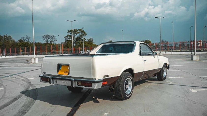 Chevrolet El Camino- Rok 1984 - Kolor Biały