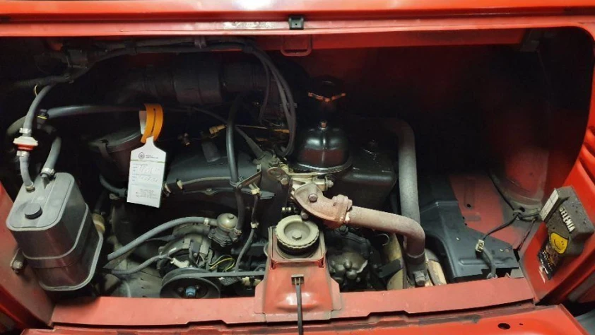 Fiat 126p Town- Rok 1999 - Kolor Czerwony