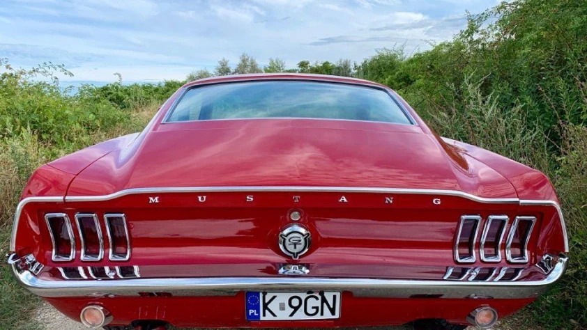 Ford Fastback 390 S-Code- Rok 1967 - Kolor Czerwony 