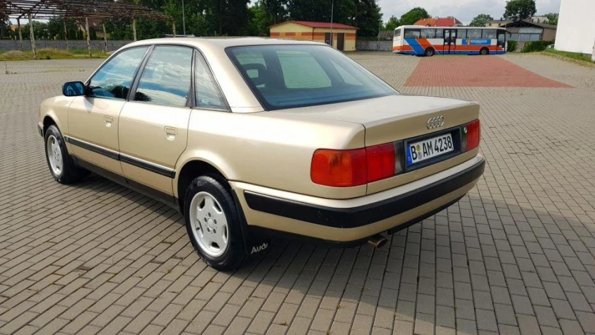 Audi 100 c4 avant