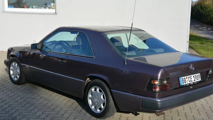 Mercedes W124 Coupe 1991 21 900 PLN Otoklasyki.pl
