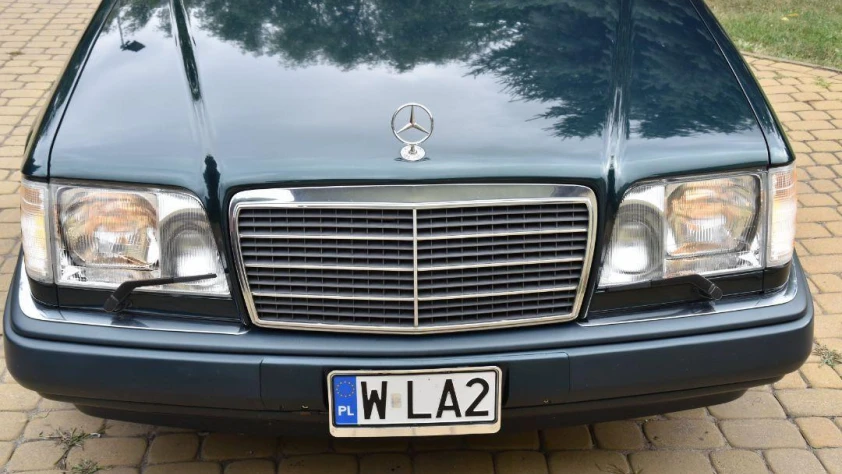 Mercedes Klasa E W124 320 1993 73 800 PLN Otoklasyki.pl