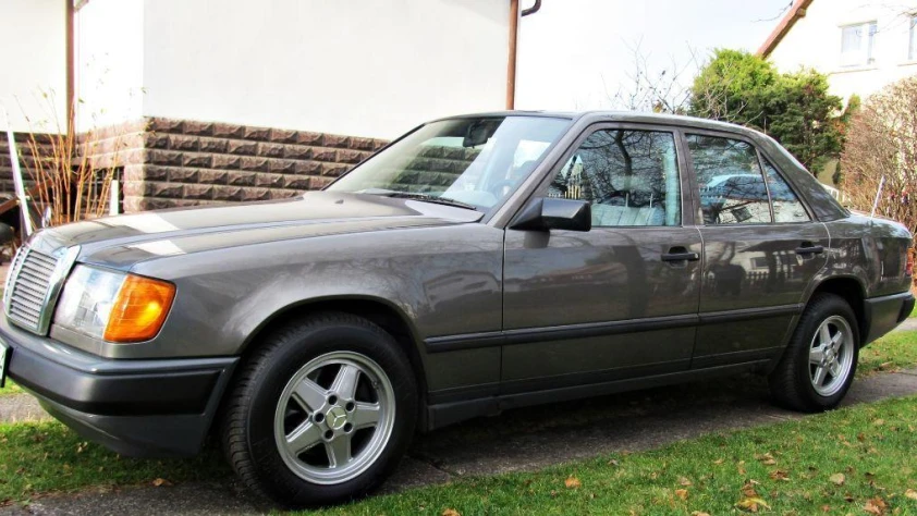 Mercedes W124 300E 1987 24 900 PLN Otoklasyki.pl
