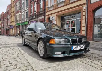 BMW Seria 3 E36 - zdjęcie - klasyk