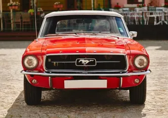Ford Mustang Cabrio - zdjęcie - klasyk