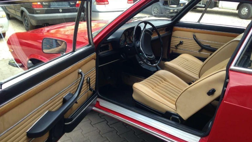 Audi 100 Coupe S- Rok 1972 - Kolor Czerwony