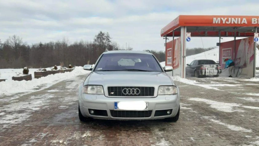 Audi S6 C5- Rok 1999 - Kolor Srebrny