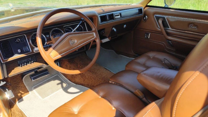 Chrysler Cordoba 5.9 V8- Rok 1976 - Kolor Brązowy