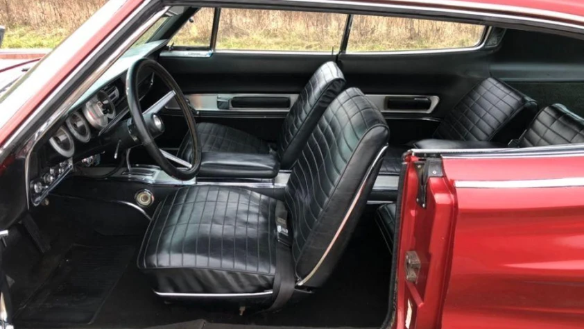 Dodge Charger 440cui- Rok 1966 - Kolor Bordowy
