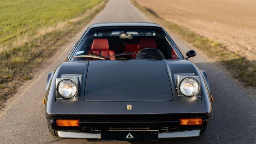 Ferrari 308GTS- Rok 1978 - Kolor Szary