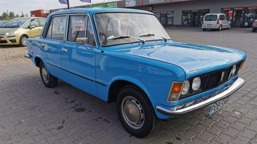 Fiat 125p- Rok 1979 - Kolor Niebieski