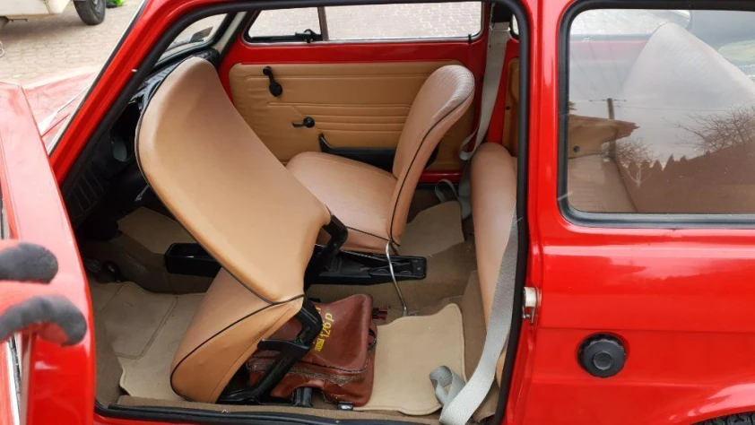 Fiat 126- Rok 1978 - Kolor Czerwony
