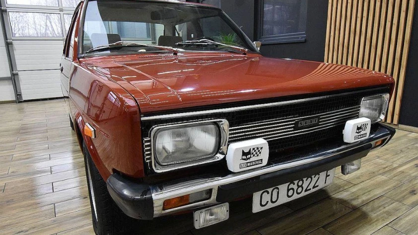 Fiat 131- Rok 1977 - Kolor Czerwony