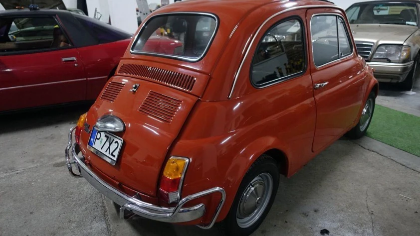 Fiat 500L- Rok 1970 - Kolor Czerwony