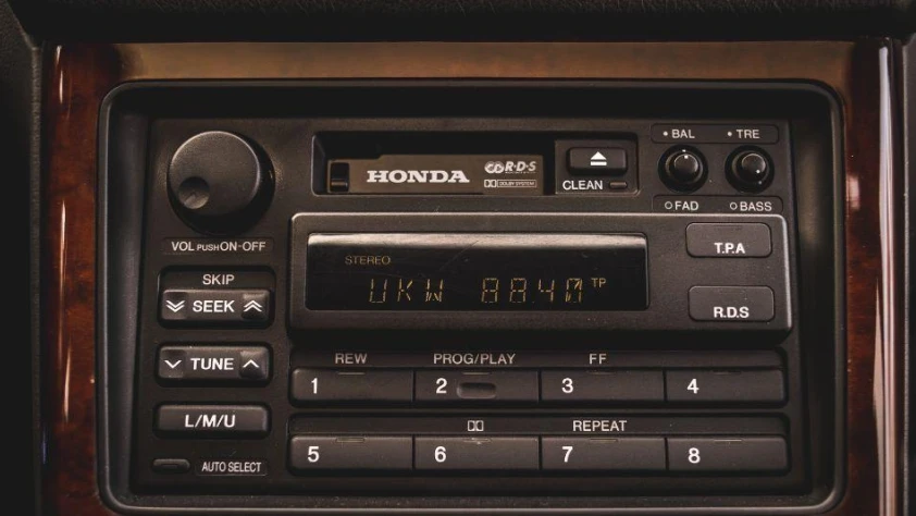 Honda Legend 3.2i- Rok 1992 - Kolor Srebrny