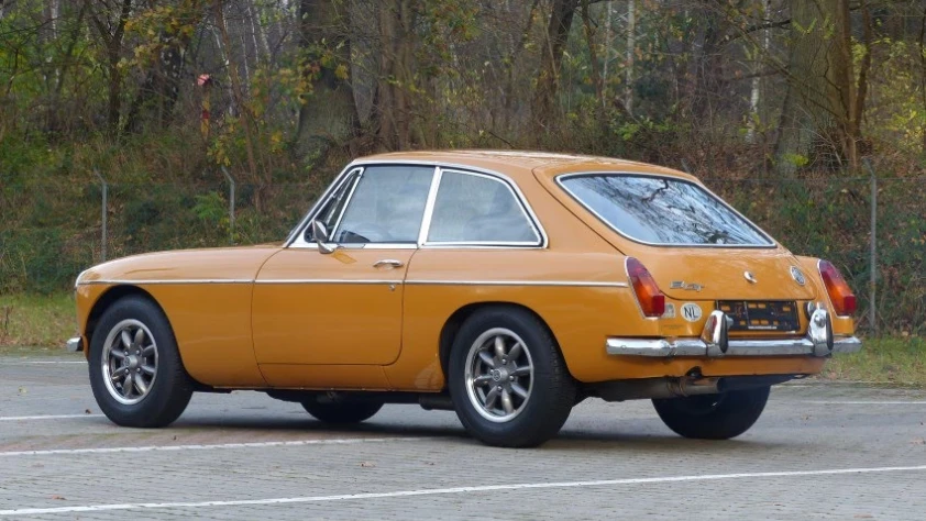 Inne MGB GT- Rok 1970 - Kolor Bronze Yellow