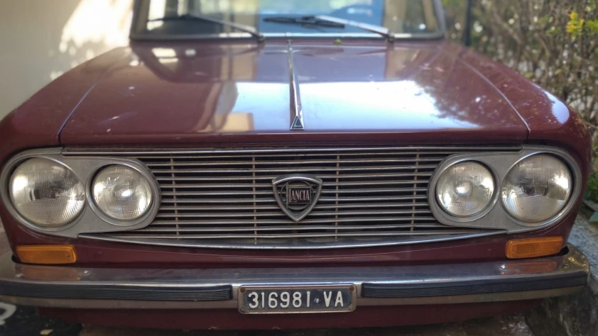 Lancia Fulvia sedan- Rok 1970 - Kolor Bordowy