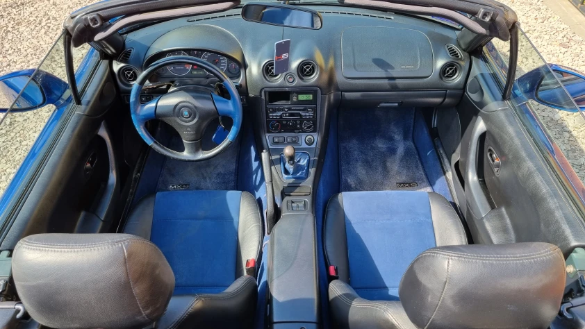 Mazda MX-5- Rok 1999 - Kolor Niebieski