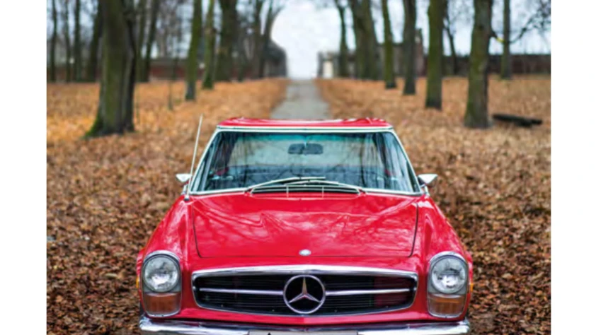 Mercedes W113- Rok 1967 - Kolor Czerwony 