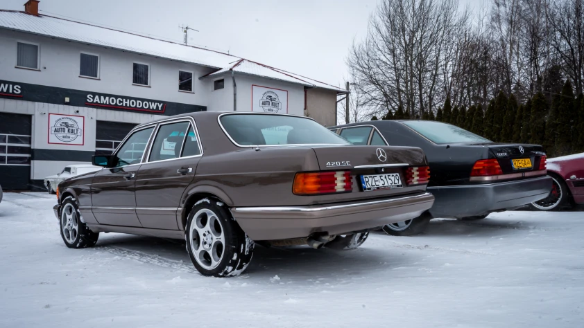 Mercedes W126 420 SE- Rok 1987 - Kolor BEŻOWY/BRĄZOWY
