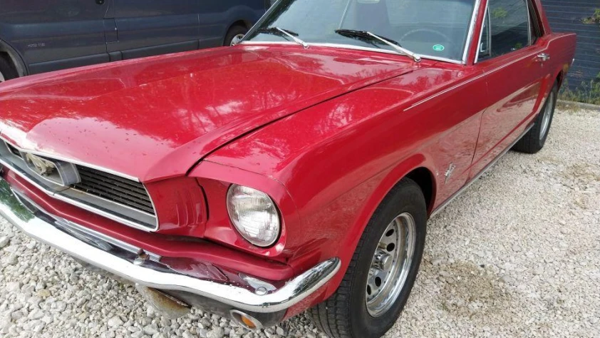 Na Projekt: Ford Mustang- Rok 1966 - Kolor Czerwony