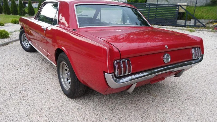 Na Projekt: Ford Mustang- Rok 1966 - Kolor Czerwony