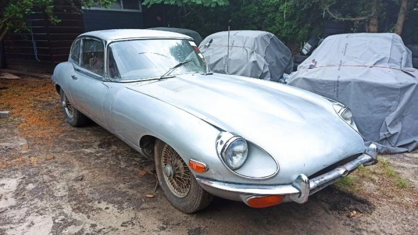 Na Projekt: Jaguar E-Type- Rok 1969 - Kolor Srebrny
