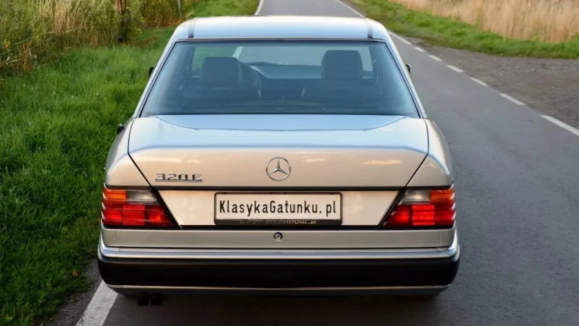 Mercedes W124 320E 1993 - zdjęcie dodatkowe nr 18