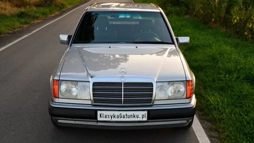 Mercedes W124 320E 1993 - zdjęcie dodatkowe nr 17