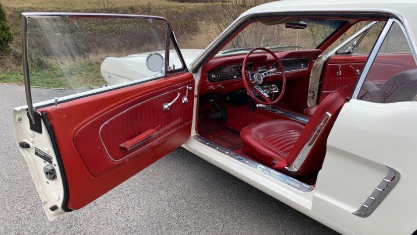 Ford Mustang  1965 - zdjęcie dodatkowe nr 3