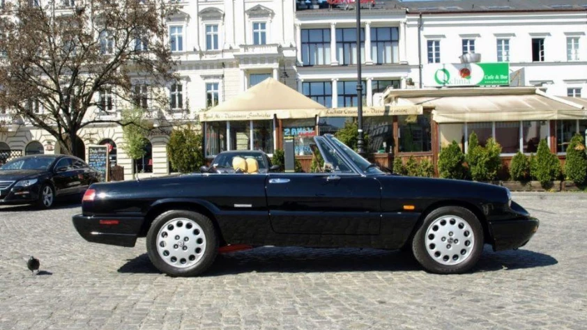 Alfa Romeo Spider 2.0 1991 - zdjęcie dodatkowe nr 19