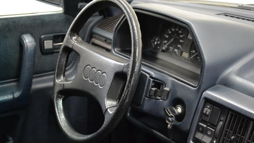 Audi 100 C3 1987 - zdjęcie dodatkowe nr 21