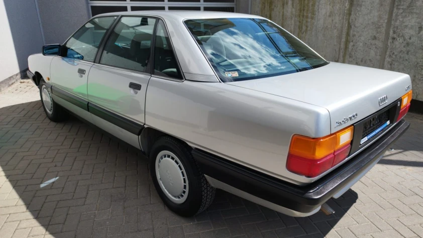 Audi 100 2.0E 1990 - zdjęcie dodatkowe nr 4