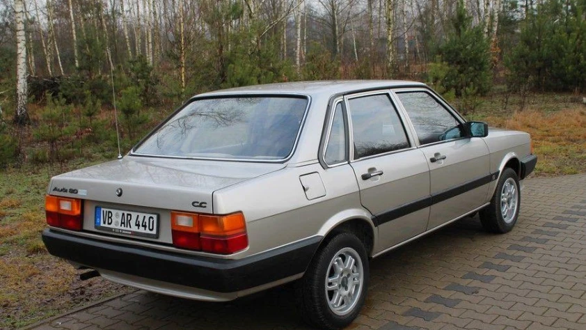Audi 80 B2 1986 - zdjęcie dodatkowe nr 4