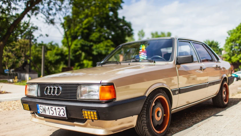 Audi 80 B2 1985 - zdjęcie dodatkowe nr 12