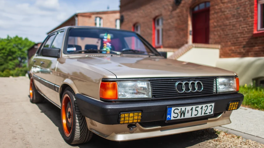 Audi 80 B2 1985 - zdjęcie dodatkowe nr 14