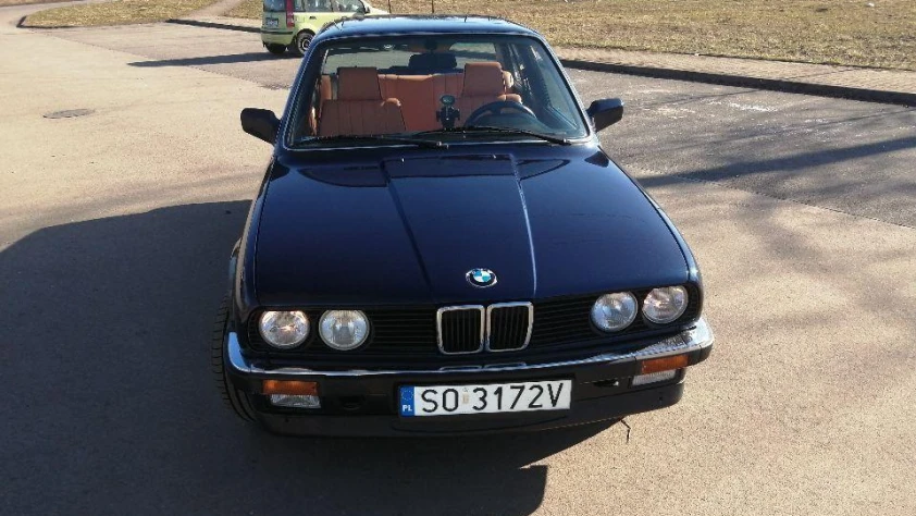 BMW Seria 3 E30 320i  1987 - zdjęcie dodatkowe nr 1