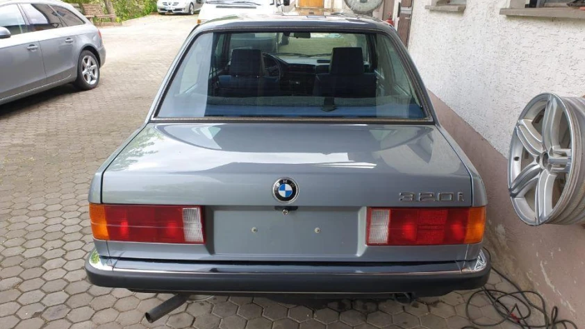 BMW Seria 3 E30 320i  1986 - zdjęcie dodatkowe nr 3