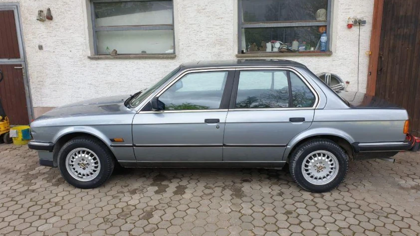 BMW Seria 3 E30 320i  1986 - zdjęcie dodatkowe nr 5