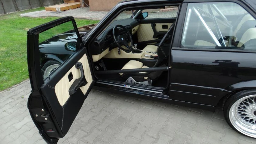 BMW Seria 3 E30 320i M-TECHNIC 1988 - zdjęcie dodatkowe nr 13