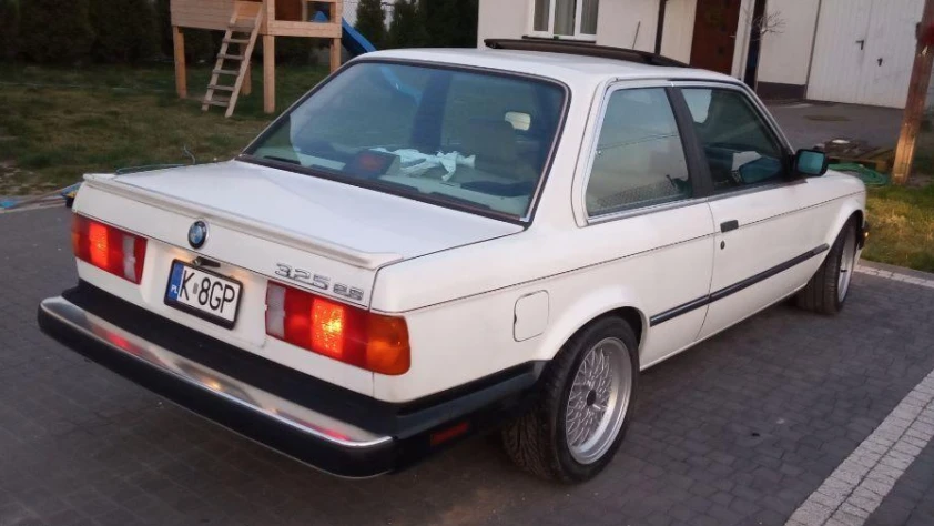 BMW Seria 3 E30 325ES  1986 - zdjęcie dodatkowe nr 2