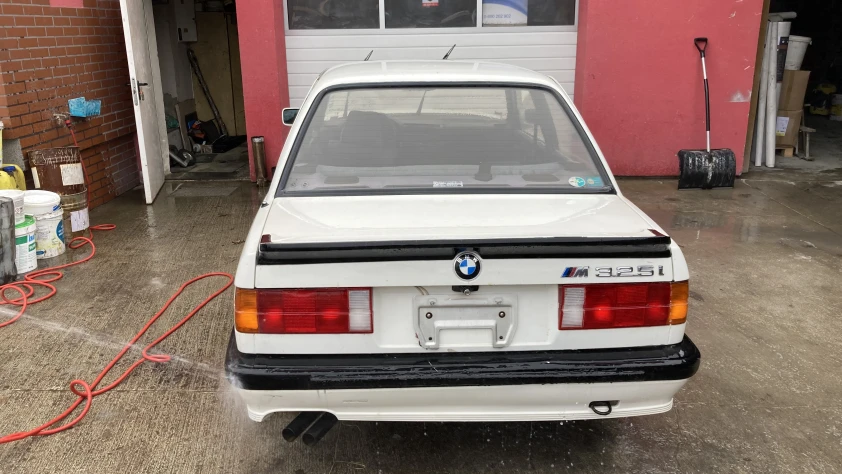 BMW Seria 3 E30 325i 1987 - zdjęcie dodatkowe nr 1