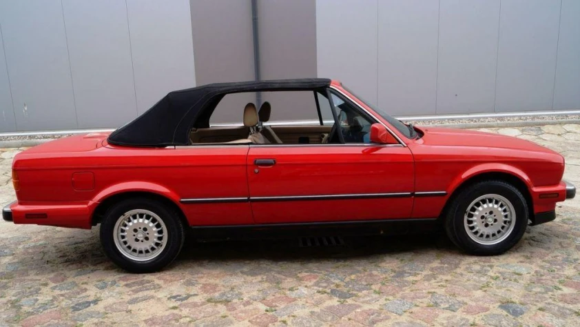 BMW Seria 3 E30 325i Cabrio 1990 - zdjęcie dodatkowe nr 22
