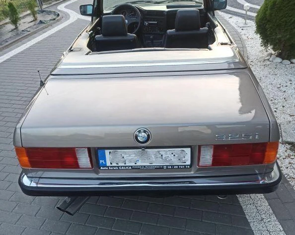 BMW Seria 3 E30 325i Cabrio 1987 - zdjęcie dodatkowe nr 12
