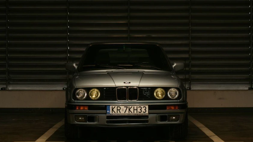 BMW Seria 3 E30 325i Cabrio 1992 - zdjęcie dodatkowe nr 1