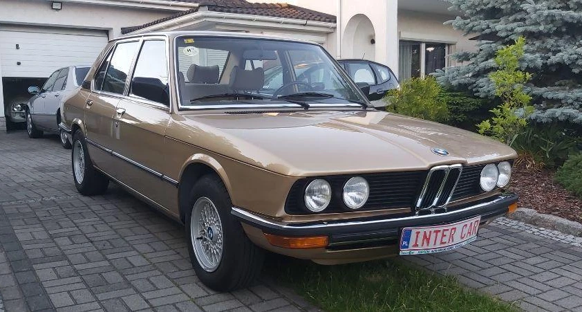 BMW Seria 5 E12 518  1981 - zdjęcie dodatkowe nr 10