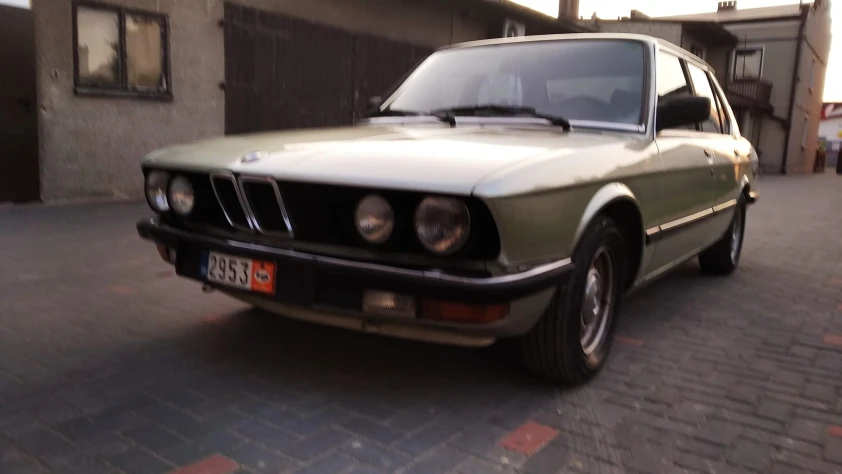 BMW Seria 5 E28 520i 1982 - zdjęcie dodatkowe nr 6