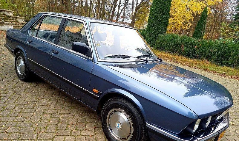 BMW Seria 5 E28 520i  1981 - zdjęcie dodatkowe nr 1