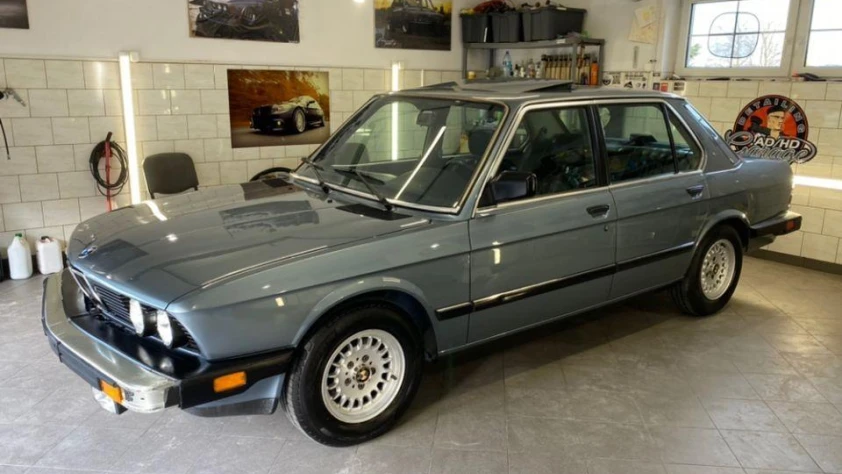 BMW Seria 5 E28 528E  1987 - zdjęcie dodatkowe nr 3